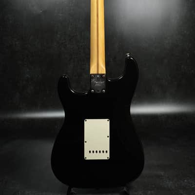 Fender USA Eric Clapton Stratocaster "Blackie" with Lace Sensor Gold Pickups, 2000 [SZ0177350] (06/23) image 5