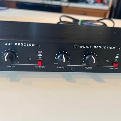 BBE 362NR Sonic Maximizer with Noise Reduction. Includes rak mount bolts/washers. image 3