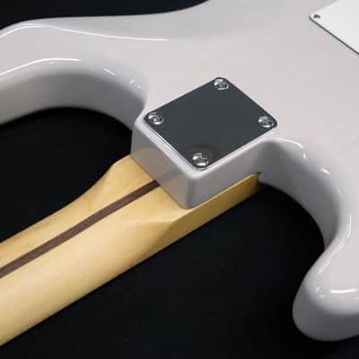 Fender MIJ Hybrid II Stratocaster with Maple Fretboard 2020 - 2021 - US Blonde image 17