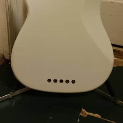 Schecter Diamond-P Custom-5 Bass White Excellent Condition w/case image 3