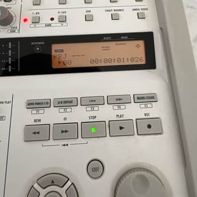 Zoom R16 USB Audio Interface / Digital Multitrack Recorder / Control Surface 2010s - White image 7