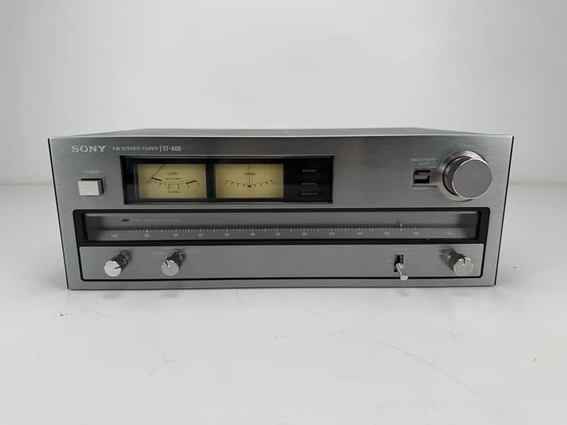 Sony ST - A6B FM Stereo Tuner - Fully Working - Blue colored (rare) image 1