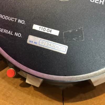 Apogee Speakers 2 -15" and 1 -18" NOT TESTED (AS IS) image 2