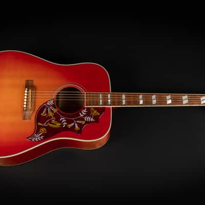 2014 Gibson Limited Edition Hummingbird Quilt - Heritage Cherry Sunburst | USA Bozeman Custom Dreadnought Acoustic Guitar L.R. Baggs Pickup | OHSC image 3