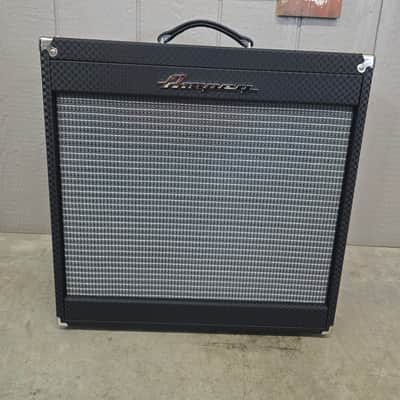 Ampeg PF-115HE Portaflex 450-Watt 1x15