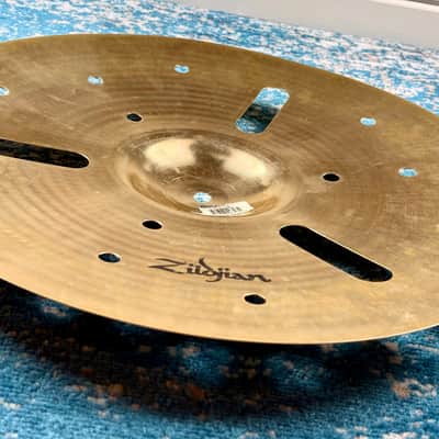 Don't pay £339!! 18" Zildjian A CUSTOM EFX Crash 1246g image 8