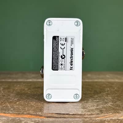 TC Electronic PolyTune 2 Mini Tuning Pedal 2010s - White image 3