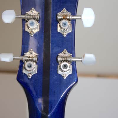 Hofner Contemporary Series Violin Bass Blue With Hard Shell Case image 12