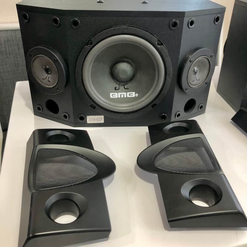 Genuine BMB Better Music Builder CS-252V Karaoke Speakers. New