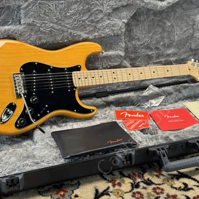 2019 Fender - Strat - Am. Pro Partscaster Lightweight Ash - ID 5629 image 2
