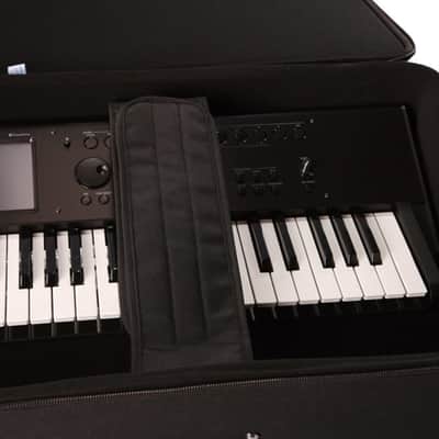 Gator GK-61 Lightweight Wheeled Keyboard Case image 6
