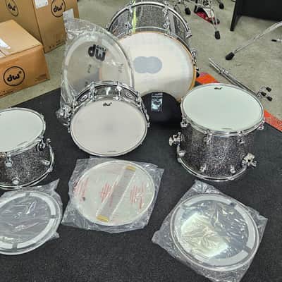 DW DWe 4-piece Hybrid Drum Kit in black galaxy sparkle image 1