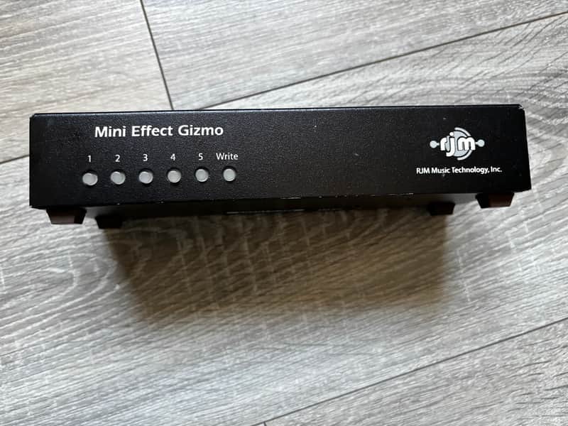 RJM Mini Effect Gizmo 2010s - Black image 1