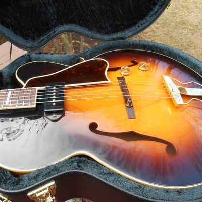 Archtop Tribute AT 350  ES 350 2017 two tone burst image 1