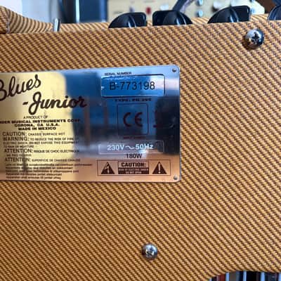 Fender Blues Junior Lacquered Tweed image 4