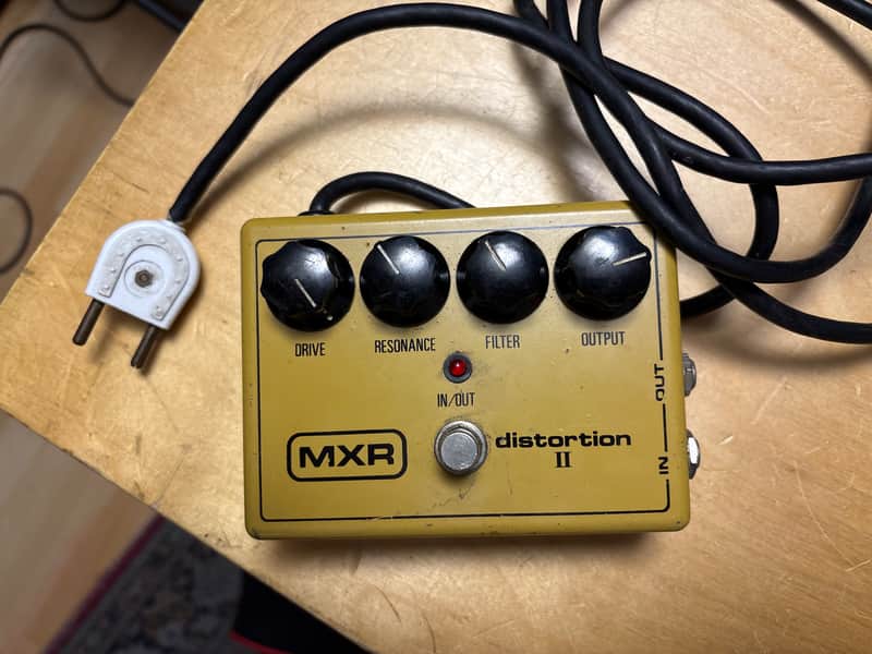 MXR MX-142 Distortion II 1979 - 1984 - Yellow image 1