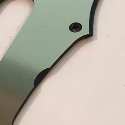 Lefty Musicmaster II Vintage Reissue Relic Pickguard Fender Mustang Gold Mirror image 9