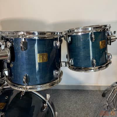 Yamaha Maple Custom Absolute 20,10,12,13,16 Drum Kit - Blue Lacquer image 5