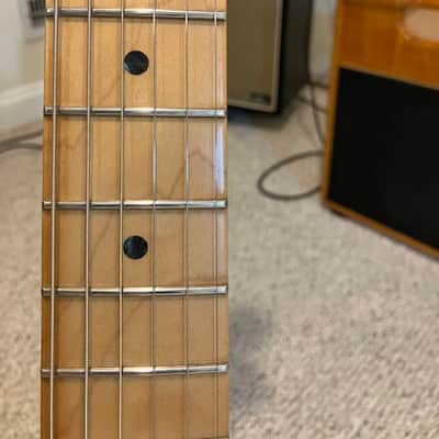 Fender Deluxe Roadhouse Stratocaster with Maple Fretboard 2016 - 2021 - Classic Copper image 3
