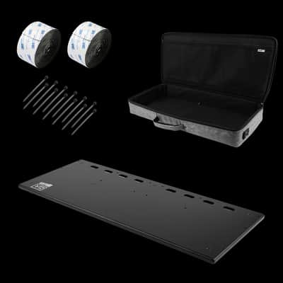 Gator Vertex Tour Elite 31″ x 13″ Pedalboard with Padded Gig Bag image 1