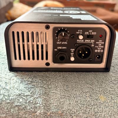 Two Notes Torpedo Captor Loadbox/Attenuator/DI - 16 Ohm 2010s - Black image 2