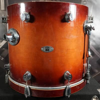 PDP M5 Kick Drum 18" x 22" image 1