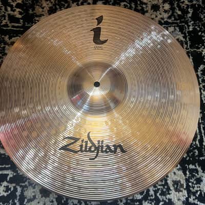 Zildjian 18" I Family Crash Cymbal - Traditional image 1