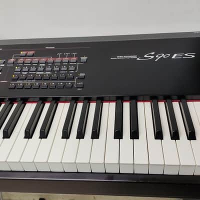 Yamaha S90 ES stage piano and synth | Synthcloud Library | Bag image 5