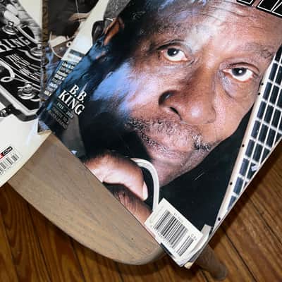 4 vintage Gtr. World BB King Mags. image 1