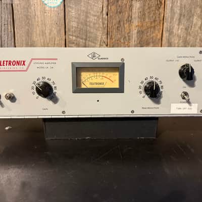 Universal Audio LA-2A Leveling Amplifier / Optical Compressor 2000 - Present - Gray image 1