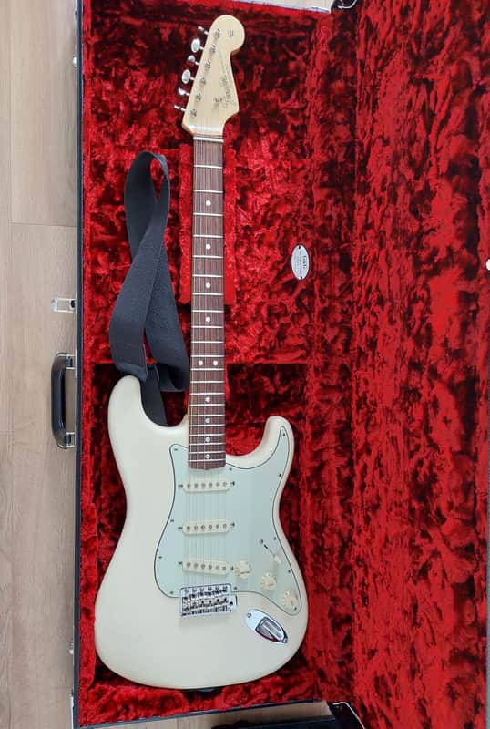 Fender American Original '60s Stratocaster with Rosewood Fretboard 2017 Olympic White