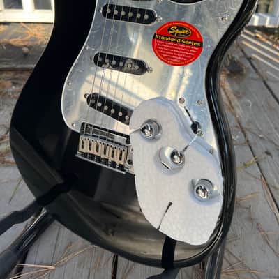 Squier Stratocaster 2011 NOS Black & Chrome image 13
