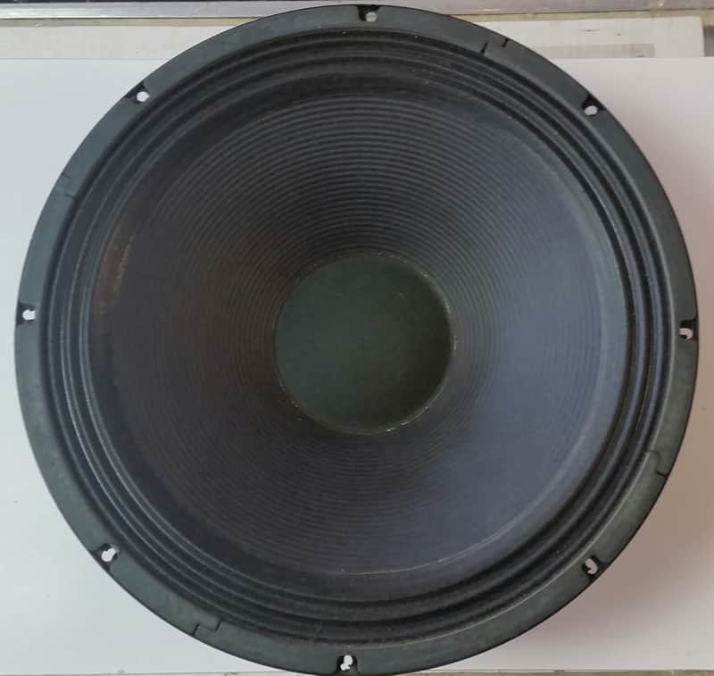 JBL M115-8 (15