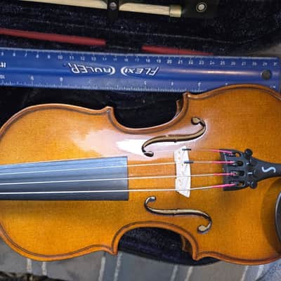 The Stentor Student II violin, size 1/8, Very Good Condition image 5