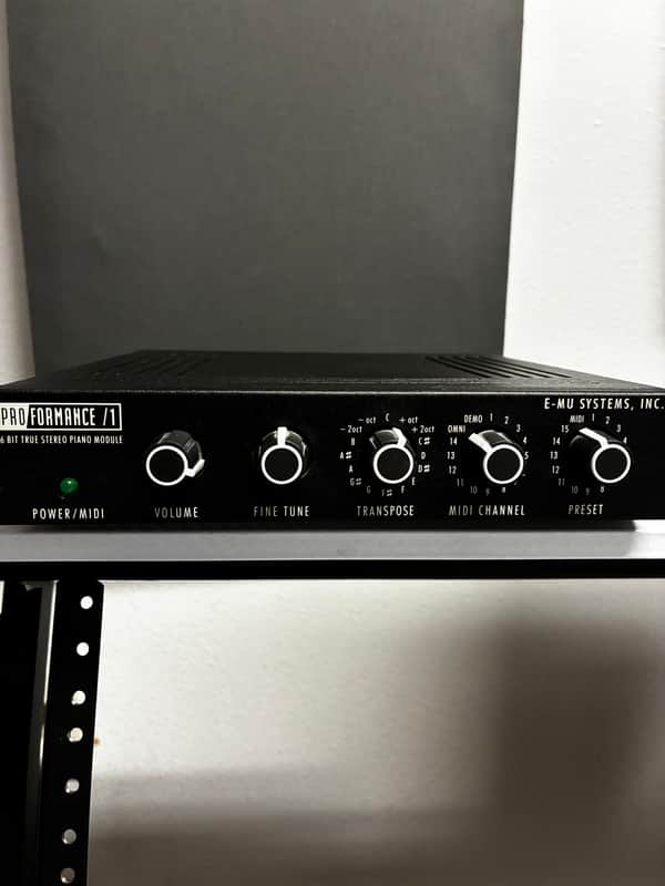 E-MU Systems Proformance /1 16 Bit Stereo Piano Module image 1