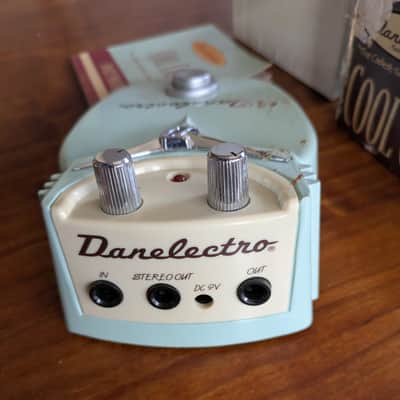 Danelectro Cool Cat Chorus 2000s - Blue image 7