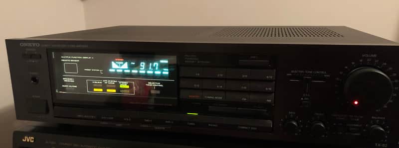 Onkyo TX-82 Stereo Receiver image 1