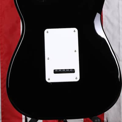 Squier Affinity Stratocaster Pack with Mustang Micro Amp - Black image 6