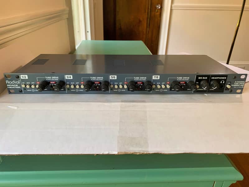 Radial Space Heater 8-Channel 2010s - Gray image 1