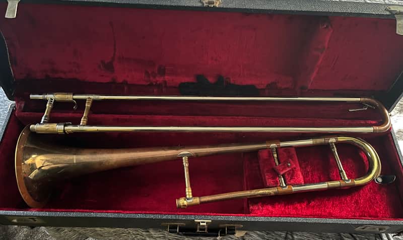 Bundy Tenor Trombone Brass image 1