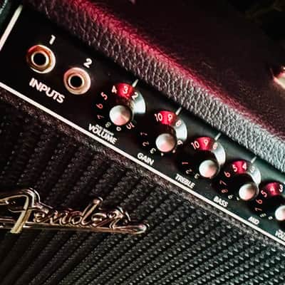 Fender Twin-Amp 2-Channel 100-Watt 2x12" Guitar Combo 1994 - 2001 - Black image 3