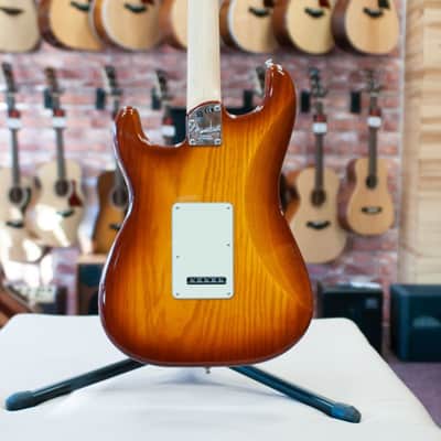 Fender American Elite Strat MN TB image 12