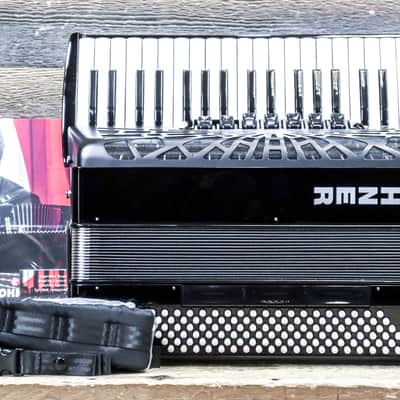 Hohner Bravo III 120 Black 120-Bass 41-Silent Key 3-Voice Piano Accordion w/Bag image 10