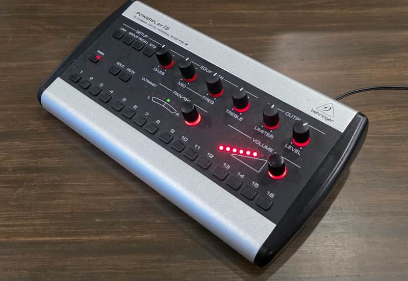 Behringer Powerplay P16-M 16-Channel Digital Personal Mixer
