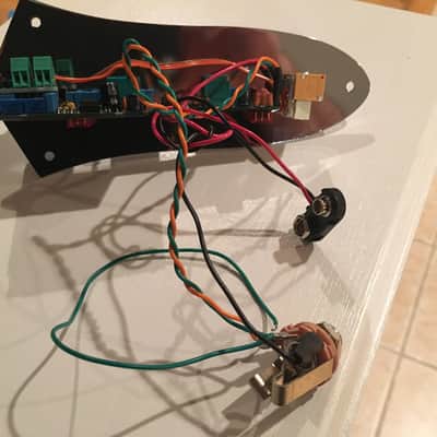 East J -Retro 01 Deluxe Jazz Bass Preamp 2017 Chrome image 3