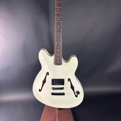 Used Fender Tom Delonge Starcaster Satin Olympic White TSU20329 image 2