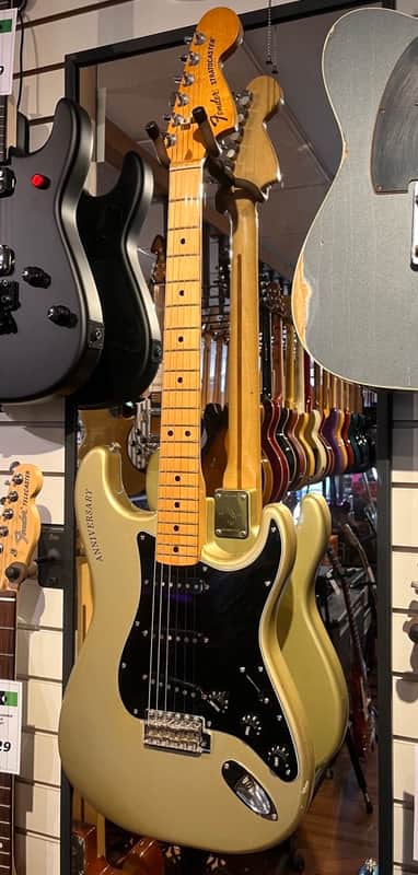ギター FENDER USA 25th Anniversary Stratocaster Fender 25th Anniversary Stratocaster (1979 - 1980) | Reverb Canada