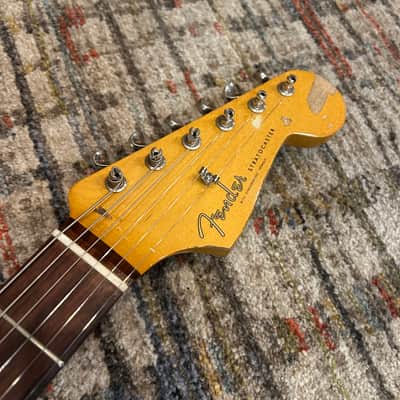 Fender Mike McCready Signature Stratocaster 3-Color Sunburst Relic image 5
