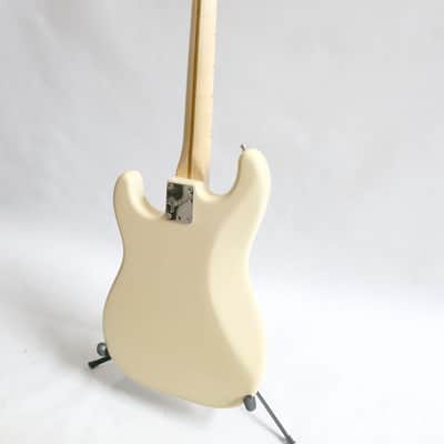 Fender Standard Stratocaster with Maple Fretboard 1983 - 1984 - Ivory White image 8