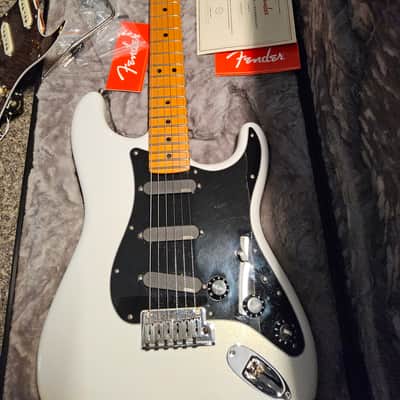 Fender American Ultra Stratocaster image 5